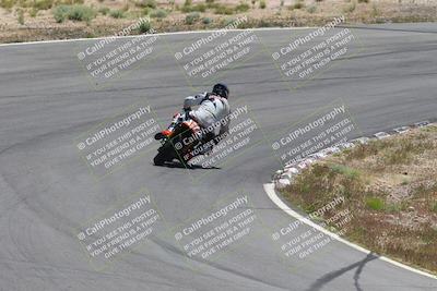 media/Apr-20-2025-AHRMA (Sun) [[393a79c373]]/Race/Group 5/Turn 4b/